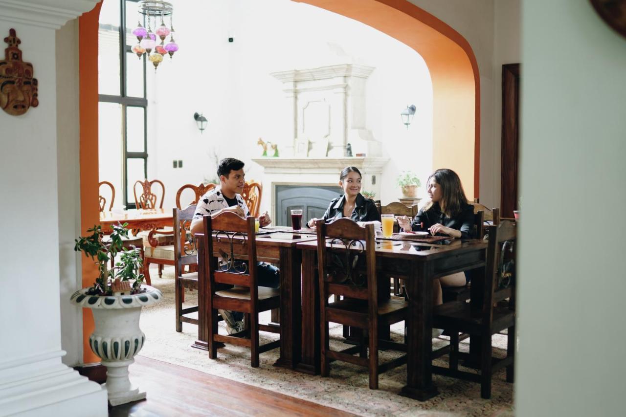 אנטיגואה גואטמלה Indian Palace Hotel Boutique Spa & Restaurante מראה חיצוני תמונה