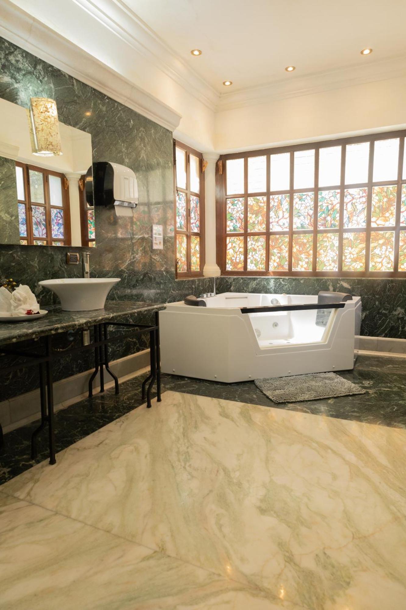 אנטיגואה גואטמלה Indian Palace Hotel Boutique Spa & Restaurante מראה חיצוני תמונה
