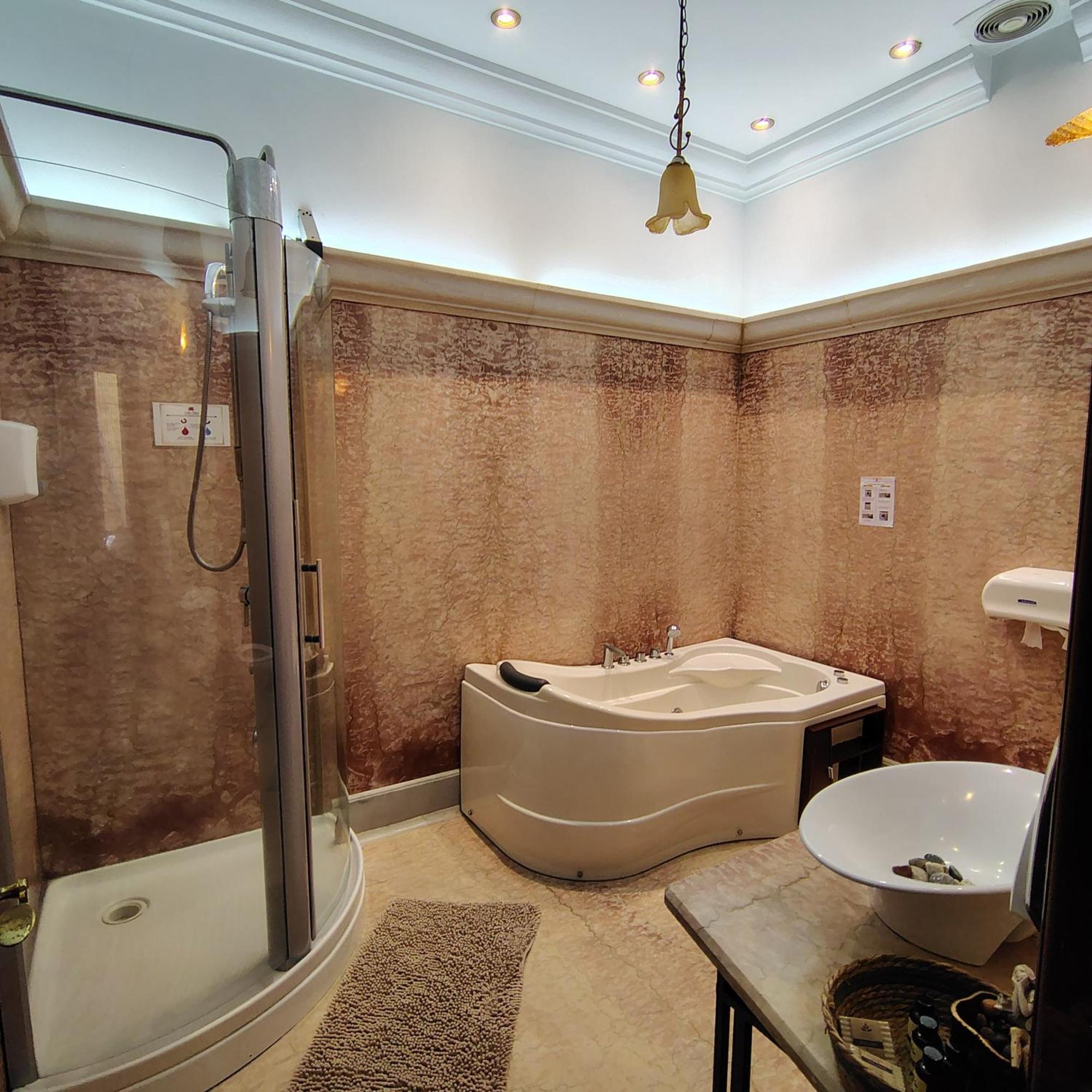 אנטיגואה גואטמלה Indian Palace Hotel Boutique Spa & Restaurante מראה חיצוני תמונה